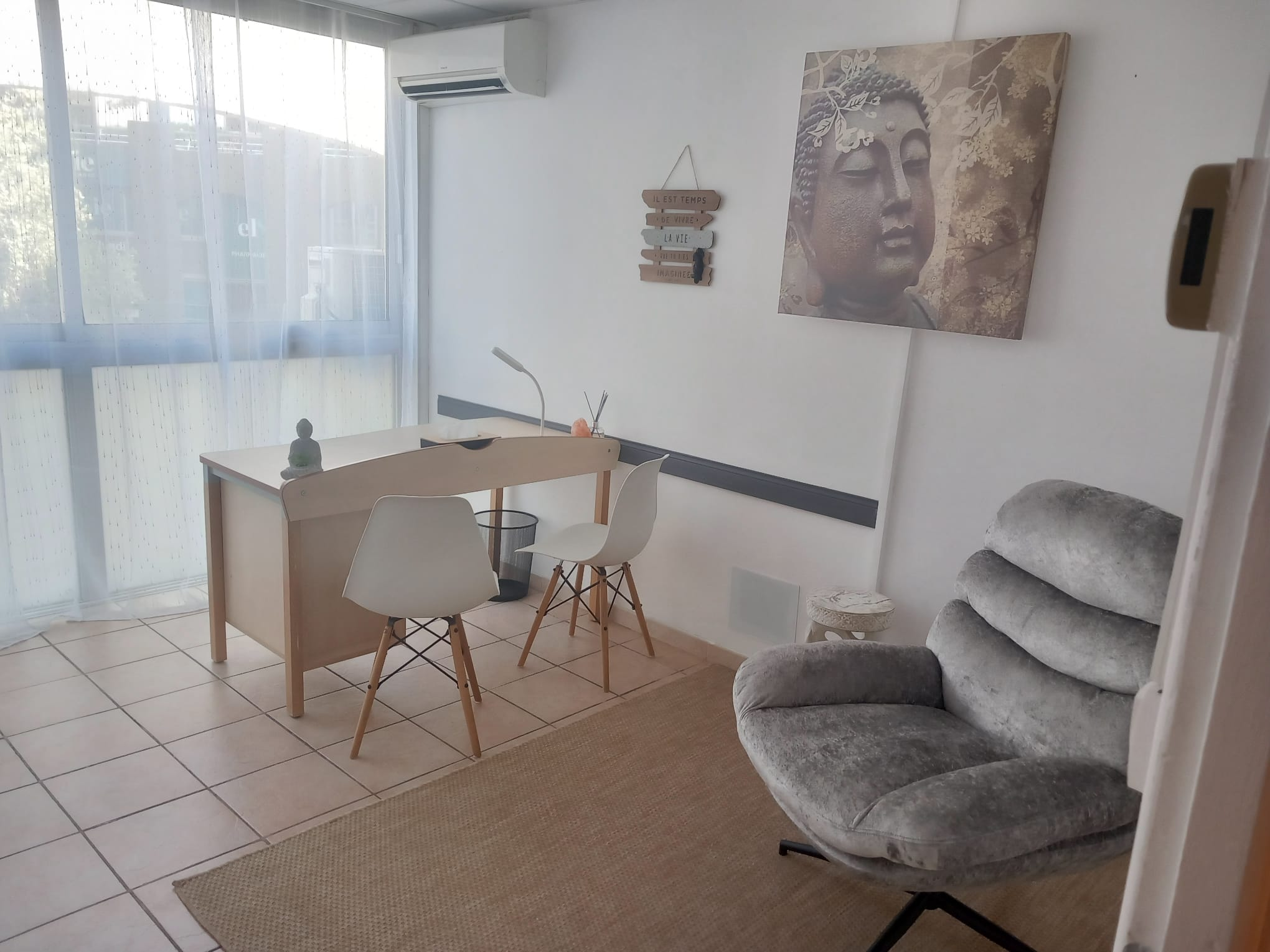Bureau individuel lumineux de So Soluce